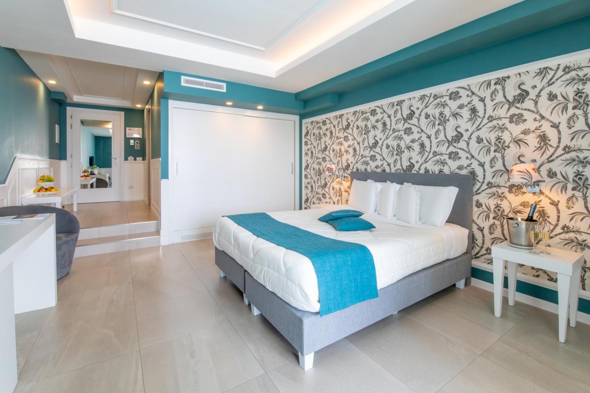 Bianco Riccio Suite Hotel Savelletri Exterior photo