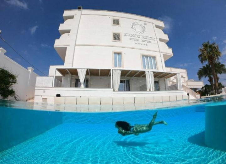 Bianco Riccio Suite Hotel Savelletri Exterior photo
