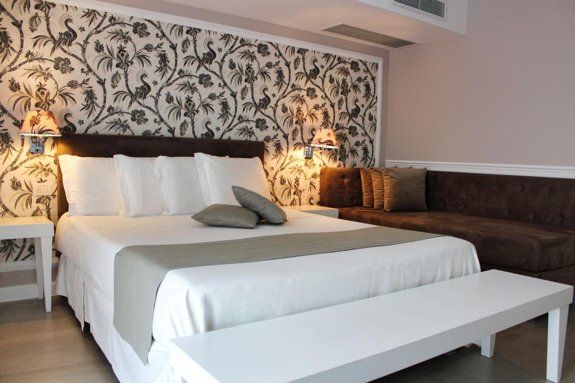 Bianco Riccio Suite Hotel Savelletri Exterior photo